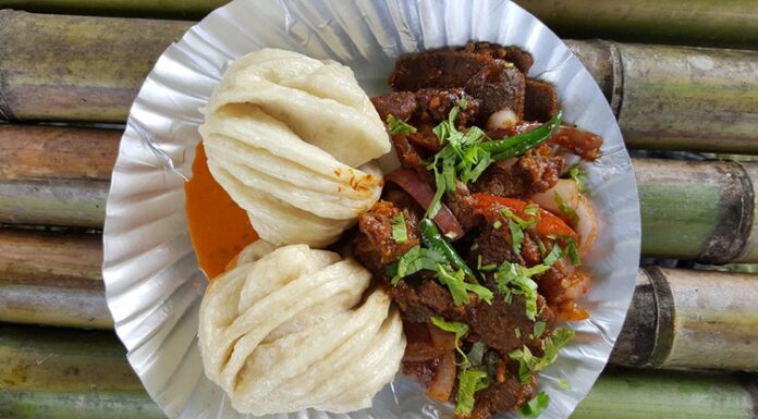 Arunachal Pradesh Mutfağı, Hindistan’ın kuzeydoğusunda yer alan Arunachal Pradesh eyaletine özgü geleneksel tatları ve doğal malzemeleriyle bilinir. Bölgenin yoğun ormanları, dağlık arazisi ve nehirleri, mutfak kültürüne taze ve çeşitli malzemeler sağlar. Konulu bir haber görseli.