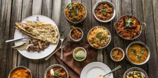 Balti Mutfağı, Kuzey Hindistan ve Pakistan’ın özellikle Kasmir ve çevresinde ortaya çıkan zengin bir yemek kültürünü temsil eder. Bu mutfak, baharatlı et yemekleri, sebzeler ve özel sosların dengeli kombinasyonu ile bilinir. Balti Mutfağı, hem günlük sofralarda hem de özel kutlamalarda geleneksel bir lezzet deneyimi sunar. Konulu bir haber görseli.