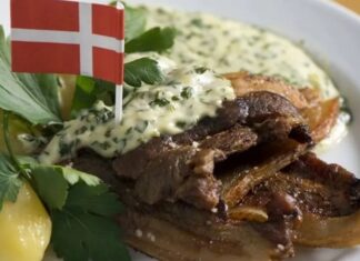 Danimarka mutfağı, İskandinav yemek kültürünün hem geleneksel hem de modern yorumlarını barındıran zengin bir gastronomi anlayışına sahiptir. Yüzyıllar boyunca tarım, balıkçılık ve hayvancılık, ülkenin yemek kültürünün temelini oluşturmuştur. İklim ve coğrafi şartlar, sofralarda yer alan malzemelerin çeşitliliğini doğrudan etkilemiş, bu da hem sade hem de besleyici yemeklerin ortaya çıkmasını sağlamıştır. konulu bir haber görseli.