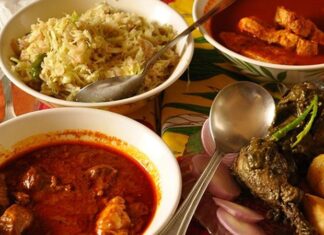 Goan Mutfağı, Hindistan’ın Goa bölgesine özgü geleneksel yemek kültürünü yansıtır. Bu mutfak, deniz ürünleri, hindistancevizi ve aromatik baharatların birleşimiyle kendine has bir lezzet dünyası sunar. Goan Mutfağı, hem günlük sofralarda hem de özel kutlamalarda tercih edilen bir gastronomi geleneğidir. Konulu bir haber görseli.