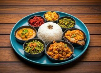 Meghalaya Mutfağı, Hindistan’ın kuzeydoğusundaki Meghalaya eyaletine özgü, doğal ve geleneksel tatlarıyla bilinen zengin bir yemek kültürünü temsil eder. Bölge, yoğun yağış alan tropikal iklimi ve verimli toprakları sayesinde taze sebze ve et kaynakları açısından oldukça çeşitlidir. Konulu bir haber görseli.