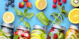 Günümüz modern yaşam tarzı, insanları daha fazla işlem görmüş gıdalara, hareketsizliğe ve stresli tempolara maruz bırakıyor. Bu durum, vücudun zamanla toksin biriktirmesine ve metabolizmanın yavaşlamasına yol açabiliyor. Detox kavramı, bu zararlı birikimlerin vücuttan doğal yollarla atılmasını destekleyen bir yaşam biçimini tanımlar. Yalnızca kilo vermek ya da zayıflamak amacıyla değil, aynı zamanda enerjiyi artırmak, bağışıklığı güçlendirmek ve sindirimi rahatlatmak için de tercih ediliyor. Konulu bir haber görseli.