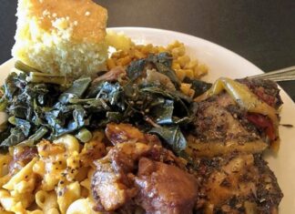 Soul Food, Amerika Birleşik Devletleri’nin güney bölgelerinde ortaya çıkan ve Afro-Amerikan topluluklarının yemek kültürünü yansıtan geleneksel bir mutfaktır. Bu mutfak, Afrika kökenli yemek gelenekleri ile Güney Amerika ve Avrupa etkilerini birleştirir. Özellikle Georgia, Louisiana ve South Carolina gibi eyaletlerde yaygın olan Soul Food, hem aile sofralarının hem de toplumsal etkinliklerin vazgeçilmez bir parçasıdır. Konulu bir haber görseli.
