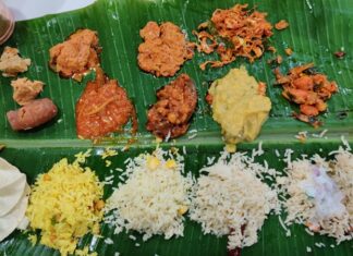 Telugu Mutfağı, Hindistan’ın Andhra Pradesh ve Telangana bölgelerine özgü geleneksel bir yemek kültürünü yansıtır. Bu mutfak, baharatlı yemekler, pirinç ve baklagillerin yoğun kullanımı ile bilinir. Telugu Mutfağı, günlük sofralardan özel kutlamalara kadar geniş bir yelpazede yemek seçenekleri sunar. Konulu bir haber görseli.