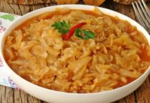 Lahana, tarih boyunca hem mutfak kültüründe hem de sağlık alanında önemli bir yer tutmuştur. Avrupa ve Anadolu mutfağında sıkça kullanılan lahana, vitamin ve mineral bakımından oldukça zengindir. İçerdiği C vitamini ile bağışıklığı güçlendirirken, lif oranı yüksek olduğu için sindirimi destekler ve uzun süre tokluk hissi sağlar. Konulu bir haber görseli.