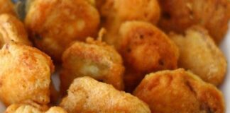 Pane Sebze: Çıtır Lezzetlerle Sağlıklı Atıştırmalık Pane sebze, son yıllarda sağlıklı atıştırmalık ve garnitür seçenekleri arasında ön plana çıkan bir lezzet olarak mutfaklarda yerini aldı. Kökeni Avrupa mutfağına dayanan bu tarif, sebzelerin çıtır dış yüzeyle kaplanıp kızartılması veya fırınlanmasıyla hazırlanır. Konulu bir haber görseli.