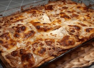 İtalyan mutfağı, dünyanın dört bir yanında lezzet ve tutku ile anılan bir gastronomi geleneğidir. Bu mutfağın derinliğini ve çeşitliliğini en iyi yansıtan üç ikonik yemek, Bolonya’nın katmanlı zenginliği Fırında Lazanya, aynı bölgenin klasik et sosu Spagetti Bolonez ve Roma’nın ateşli sadeleştirilmiş lezzeti Penne Arabiata'dır. Her biri farklı bir hazırlık tekniği ve tarihi arka plana sahip olan bu üçlü, İtalya'nın bölgesel mutfak kimliklerini ve makarna kültürünün çeşitliliğini gözler önüne serer. Bu haberimizde, bu üç başyapıtın sırlarını ve sofralarımızdaki yerlerini inceliyoruz. Konulu bir haber görseli.