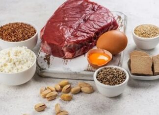 Amino asit takviyeli diyet, son yıllarda sporla ilgilenen bireylerden yoğun tempoda çalışanlara kadar geniş bir kesimin ilgisini çeken beslenme yaklaşımlarından biri haline geldi. Proteinlerin yapı taşları olan amino asitler, vücudun temel işlevleri açısından kritik bir rol üstlenir. Amino asit takviyeli diyet, günlük beslenmede alınan amino asit miktarını destekleyerek kas onarımı, enerji üretimi ve genel metabolik dengeyi korumayı hedefler. Konulu bir haber görseli.