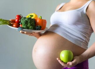 Gebelik dönemi, anne adayının yaşamındaki en özel ve en hassas süreçlerden biridir. Bu dönemde uygulanan hamile diyeti, yalnızca annenin sağlığını değil, bebeğin fiziksel ve zihinsel gelişimini de doğrudan etkiler. Vücutta meydana gelen hormonal değişimler, artan enerji ihtiyacı ve bebeğin büyüme süreci, hamile diyeti konusunu son derece önemli hale getirir. Bu nedenle gebelik boyunca bilinçli ve dengeli bir beslenme yaklaşımı benimsenmelidir. Konulu bir haber görseli.