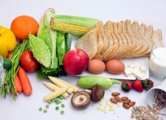 Lakto-vejetaryen beslenme, son yıllarda bitki temelli beslenme modellerine yönelen bireyler arasında giderek daha fazla ilgi görmektedir. Et tüketimini tamamen dışlayan ancak süt ve süt ürünlerini beslenme düzenine dahil eden bu yaklaşım, hem etik hem de sağlık temelli nedenlerle tercih edilmektedir. Lakto-vejetaryen beslenme, hayvansal gıdalarla ilişkisini tamamen kesmek istemeyen ancak bitkisel ağırlıklı bir yaşam tarzını benimsemek isteyenler için dengeli bir seçenek olarak değerlendirilmektedir. Konulu bir haber görseli.