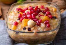 Toplumsal hafızada derin izler bırakan özel günlerden biri olan Aşure Günü, hem dini hem de kültürel yönüyle geniş bir anlam dünyasına sahiptir. Yüzyıllardır sürdürülen bu gelenek, yalnızca bir tatlının hazırlanmasıyla sınırlı kalmaz; paylaşma, dayanışma ve birlikte yaşama kültürünün güçlü bir sembolü olarak öne çıkar. Aşure Günü, farklı inançların ve toplumsal kesimlerin ortak değerlerde buluşabildiği nadir zamanlardan biri olarak kabul edilir. Bu yönüyle aşure, sofranın ötesinde bir anlam taşır. Konulu bir haber görseli.