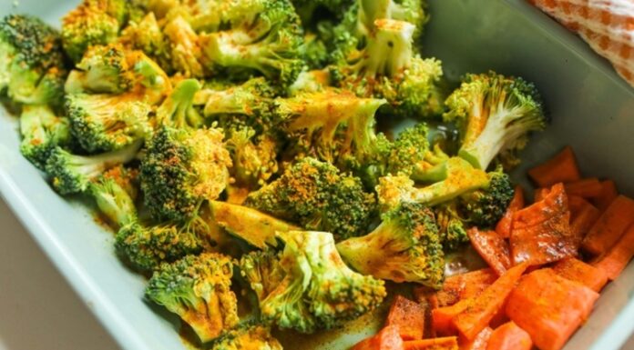 Günlük beslenme alışkanlıklarında son yıllarda dikkat çeken değişimlerden biri, çiğ sebze atıştırmalarının giderek daha fazla tercih edilmesi oldu. Yoğun iş temposu, hızlı yaşam tarzı ve pratik çözümlere olan ihtiyaç, bireyleri daha sade ve doğal alternatiflere yönlendiriyor. Bu noktada çiğ sebze atıştırmaları, hem hazırlanma kolaylığı hem de doğal yapısıyla ön plana çıkan bir seçenek olarak görülüyor. Konulu bir haber görseli.